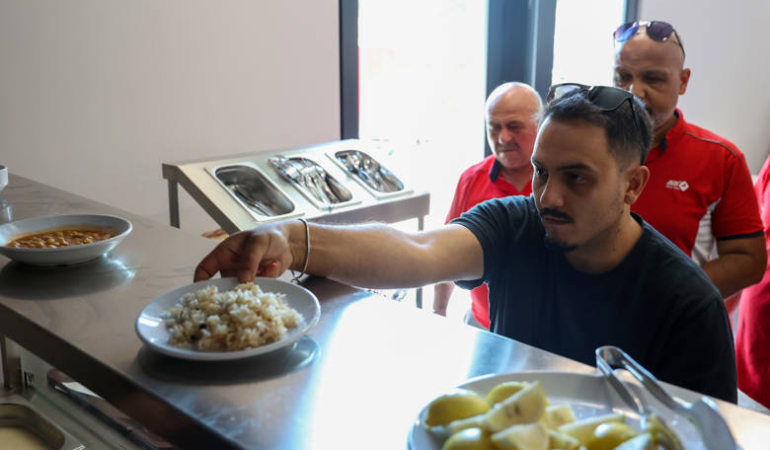 Antalya’da Uygun Fiyatlı Kent Lokantaları Ziyaretçi Akını