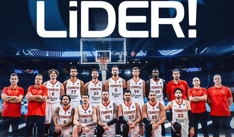 Namağlup Lider: 12 Dev Adam Şampiyon!