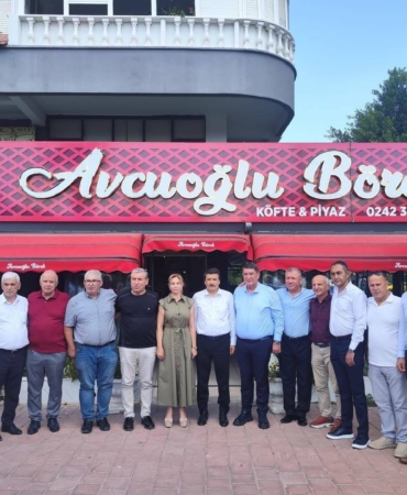 Ramazan Avcuoğlu’ndan Misafirperver Kahvaltı