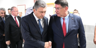 Eğitime Değerli Katkı: Sultan Efe Ortaokulu Açıldı!
