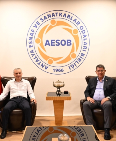 Ekrem Keskin’den Antalya Esnafına Destek Ziyareti