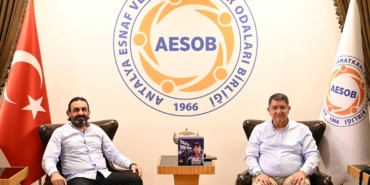 Red Bull Yönetimi, Antalya Esnafını Ziyaret Etti