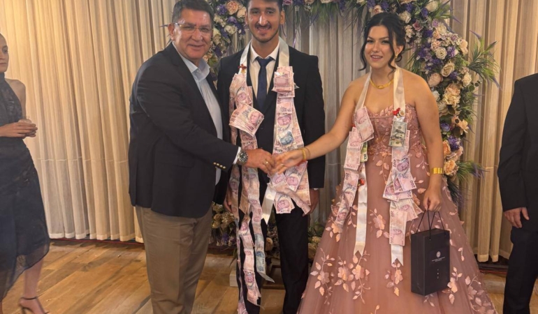 Kaş’ta Düğün Coşkusu: Nişan Töreni Gerçekleşti!