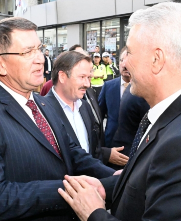 Kırşehir’de Esnaf Ziyareti: Bakan ve Başkanlar Bir Arada