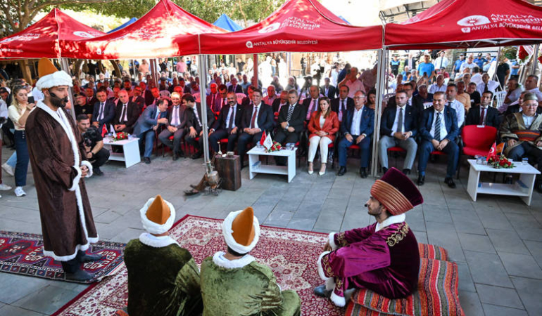Özdemir: Esnafımızın Yanındayız!