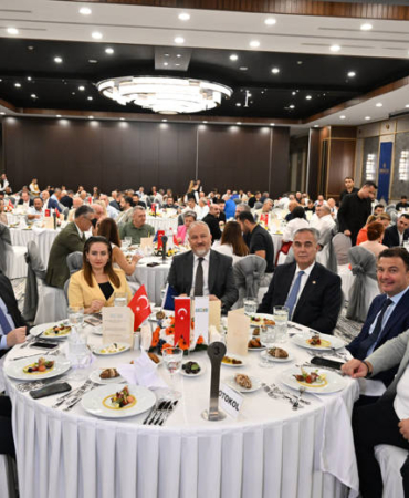 Siyasi Krizler Turizmi Tehdit Ediyor!