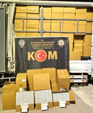 Çay’da kaçakçılık operasyonu