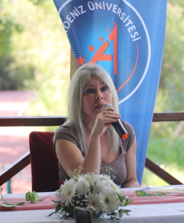 Rektör Özkan: Biz yapmasaydık, dünyada rahim nakli yapılamamıştı