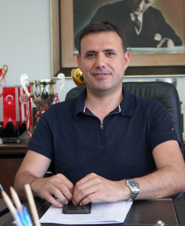 İlan sitelerinde şantiye şefliği imzası satılıyor