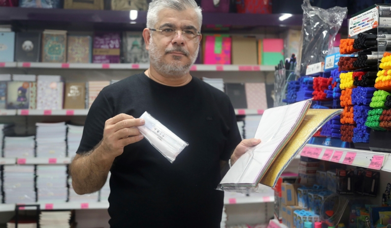 ‘Zincir marketlerde solvent içerikli kırtasiye ürünleri satılıyor’