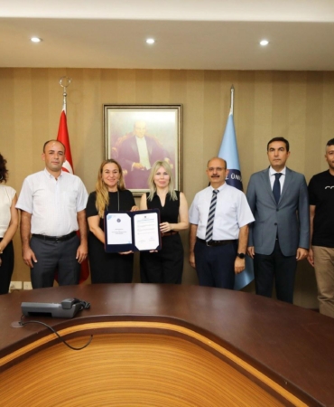 Akdeniz Üniversitesi’nden muhtarlara ücretsiz online eğitim desteği