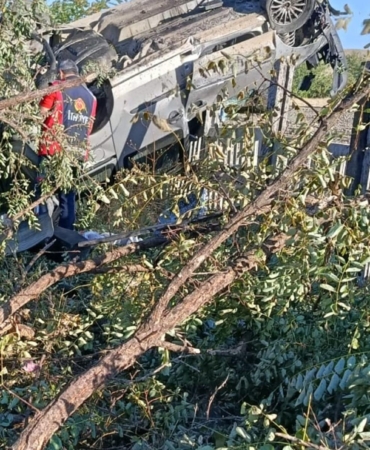 Çay’da kaza: 1 ölü, 4 yaralı