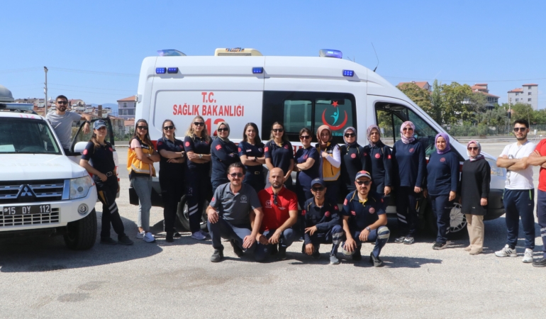 Burdur’da ambulans sürüş güvenliği eğitimi