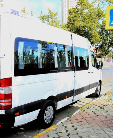 Okul servislerine yüzde 25 zam; son kararı meclis verecek