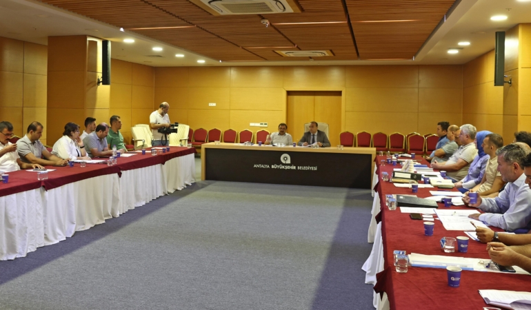 Büyükşehir halleri sezona hazır