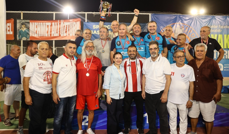 Ayak Tenisi Turnuvası sona erdi