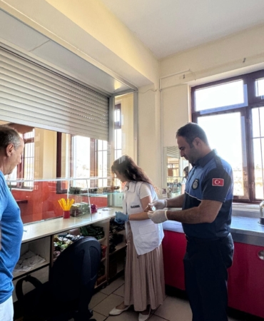 Zabıtadan okul kantinlerinde denetim