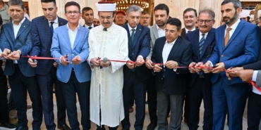 Ömer Paşa Camii yeniden ibadete açıldı