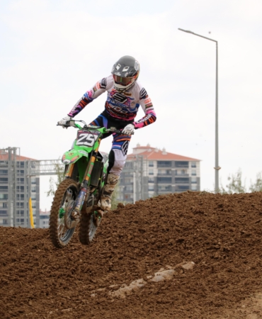 MXGP Türkiye’de ikinci gün heyecanı