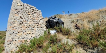 Manavgat’ta otomobil şarampole devrildi; 1 ölü, 1 yaralı