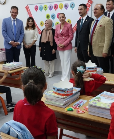 Burdur’da İlköğretim Haftası töreni