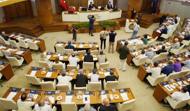 Antalya Büyükşehir Meclisi eylül ayı olağan toplantısı gerçekleştirildi