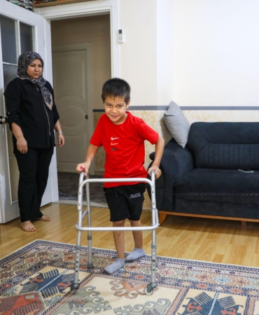 Mert’in ailesi, hastalığına teşhis konulmasını istiyor