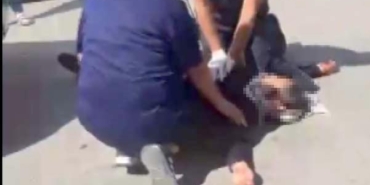 Eşi, kayınvalidesi ve baldızını tabancayla vurup ağır yaraladı Eşi, kayınvalidesi ve baldızını tabancayla vurup ağır yaraladı