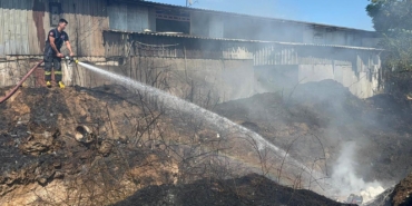 Ot- çalılık yangını, iş yerine ulaşmadan söndürüldü