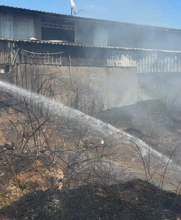 Ot- çalılık yangını, iş yerine ulaşmadan söndürüldü
