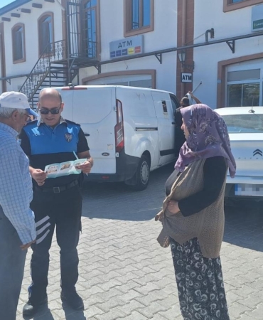 Polisten bilgilendirme çalışması