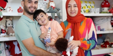 Lösemi hastası Yiğit’in annesi: Çektiği acılar küçücük bir çocuk için dayanılmazdı Lösemi hastası Yiğit’in annesi: Çektiği acılar küçücük bir çocuk için dayanılmazdı