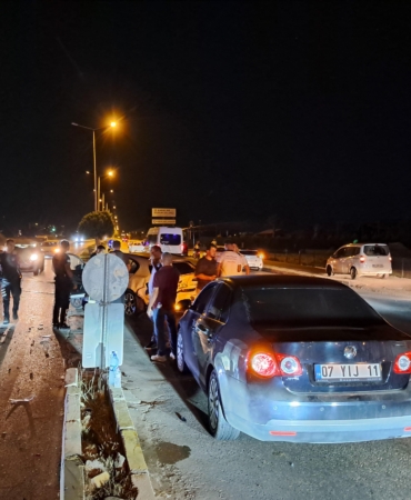 Serik’te kaza: 3 yaralı