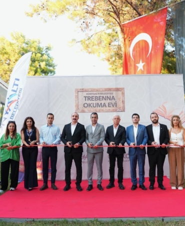 Konyaaltı Belediyesi Trebenna Okuma Evi hizmete açıldı