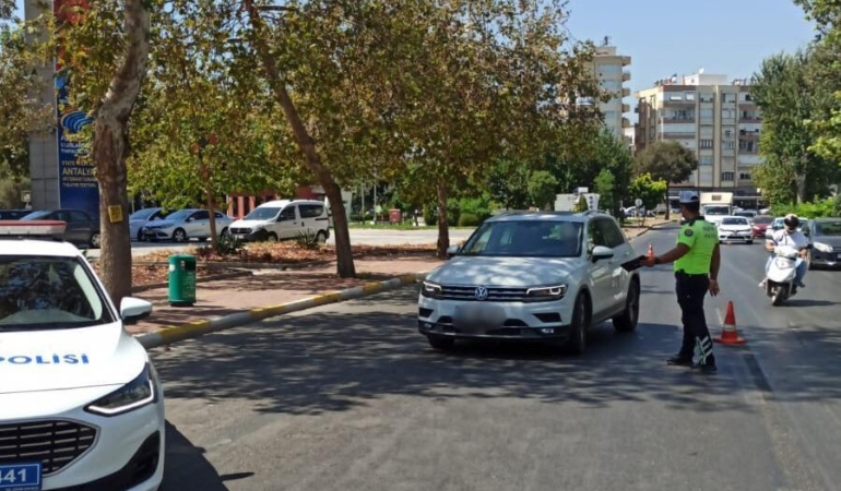 Antalya’da 1 haftada 58 bin 775 araç ve sürücü denetlendi