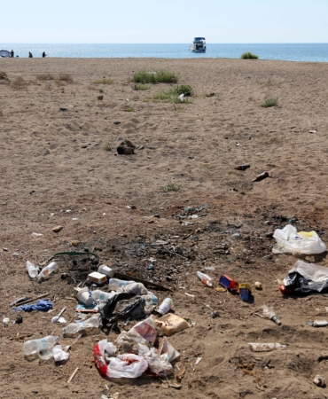 Kumköy sahilinde yine ‘çöp manzarası’