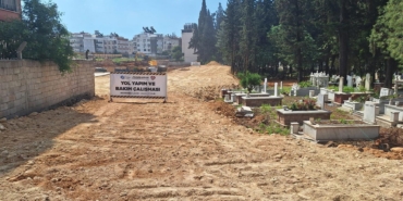 Selanik göçmenlerinin mezarları, yol olmayacak