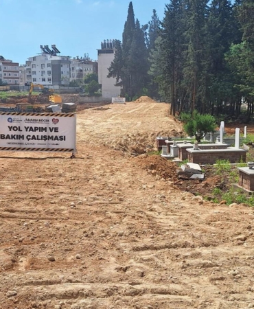 Selanik göçmenlerinin mezarları, yol olmayacak