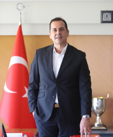 ‘Sevdamız Antalyaspor diyenlerle yol yürümekten gurur duyuyoruz’