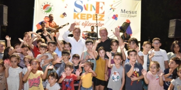 Avni Tolunay Mahallesi ‘Sahne Kepez’ ile renklendi