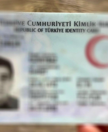 Babaannesi annesi, dedesi babası görünüyordu; DNA testiyle gerçek kimliğine kavuştu