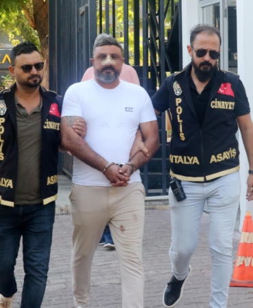 Trabzonsporlu eski futbolcunun oğlu Antalya’da öldürüldü (2)