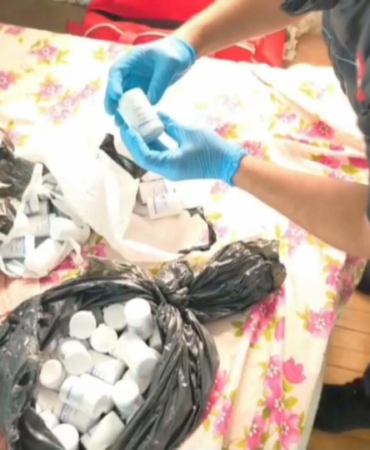 Evden 6 bin 731 uyuşturucu hap çıktı