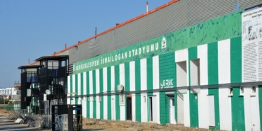 Serik Stadyumu’nda tadilat çalışması durdu