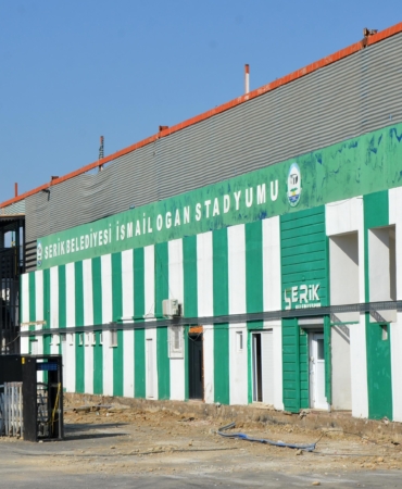 Serik Stadyumu’nda tadilat çalışması durdu