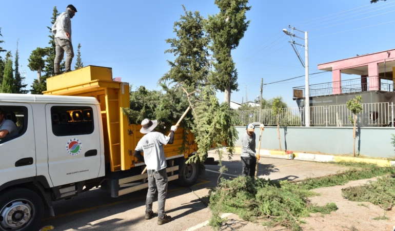 Kepez’den 90 okula sosyal belediyecilik hizmeti
