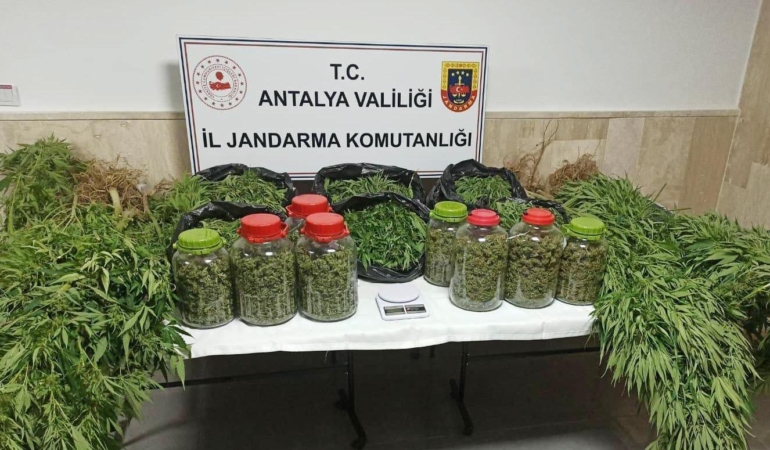 Korkuteli’nde 43 kilo uyuşturucu ele geçirildi