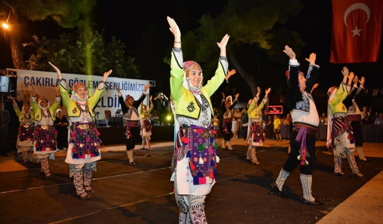 Konyaaltı halk oyunları topluluğu yeni üyelerini arıyor