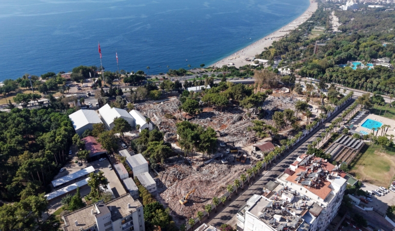 Antalya Müzesi tamamen yıkıldı