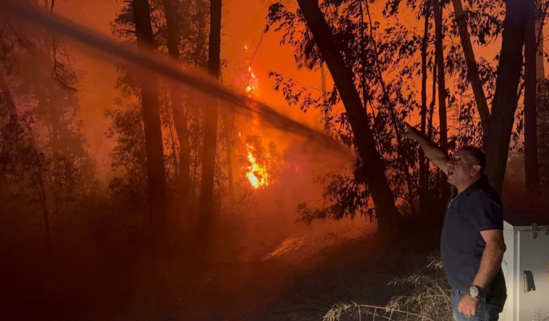 Antalya’daki sazlık yangını 2,5 saatte söndürüldü (2)